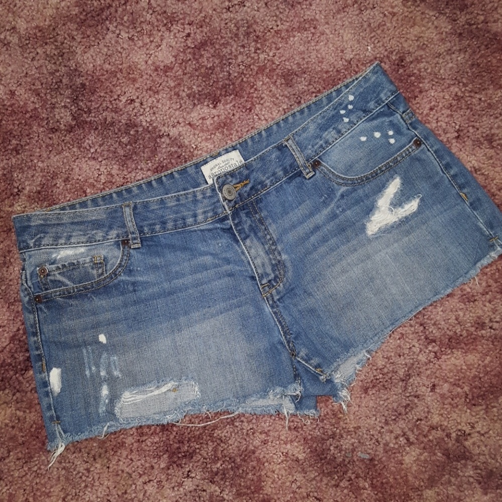 AEROPOSTALE DISTRESS SHORTIE FESTIVAL JEAN SHORTS - Picture 1 of 6